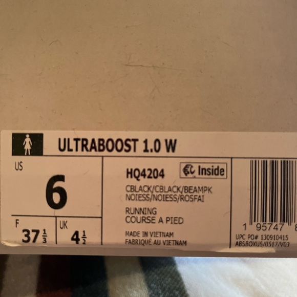 Adidas Ultraboost 1.0 running shoes 👞 in black 😊❤️ - Picture 6 of 6